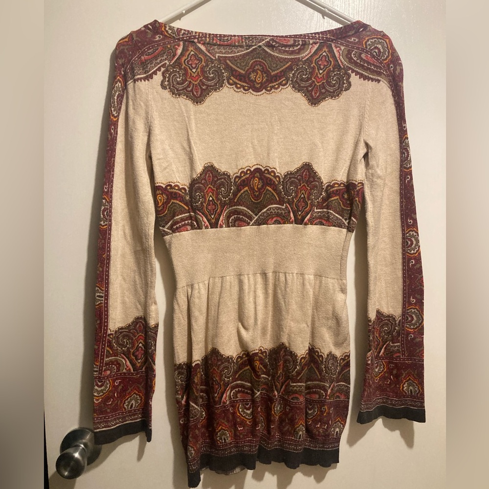 Cach’e Sweater - Picture 2 of 5